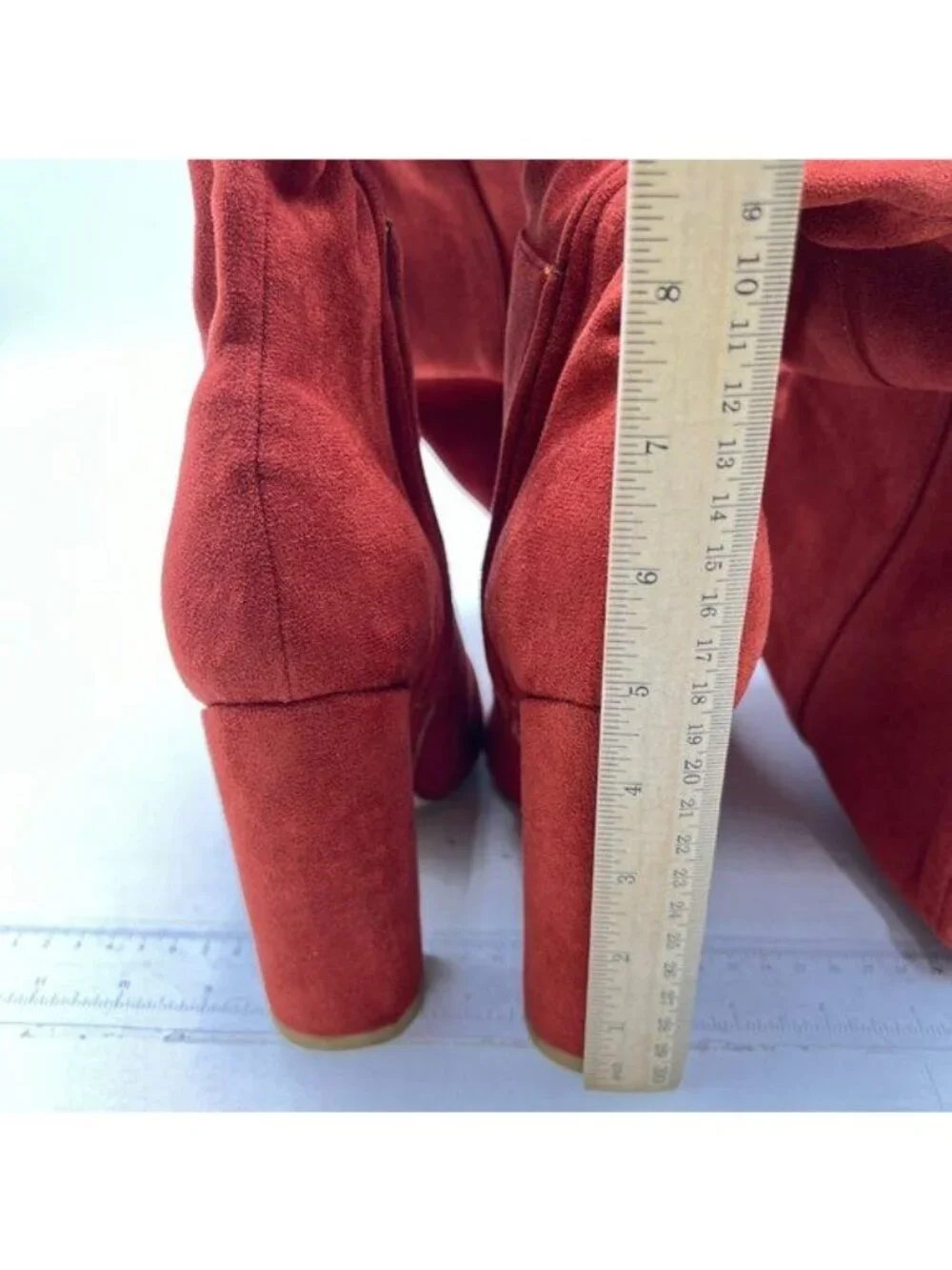 N/A suede knee